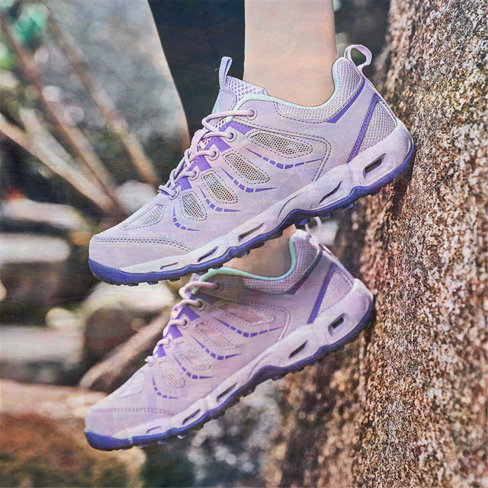 Sumer Round Tip Silver Sneaker - đánh giá và giá Tech Accessories Names