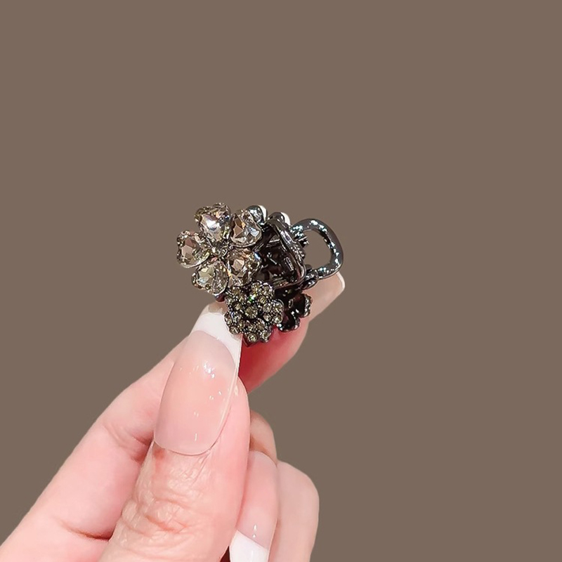 Exquisite Rhinestone Flower Sm - đánh giá và giá Hi Tech Accessories
